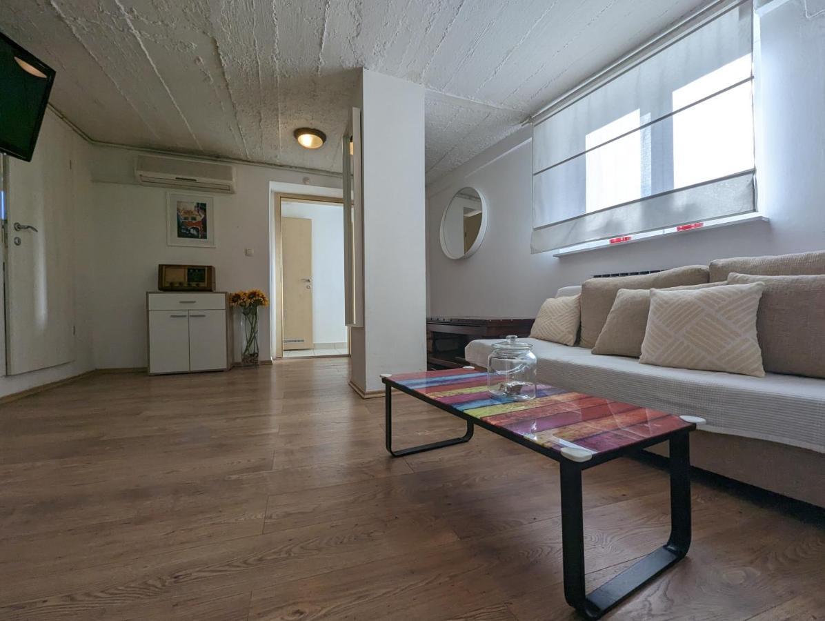 Twin-Magnolias Condo With Garden, Parking & Ev Station Zagreb Ngoại thất bức ảnh