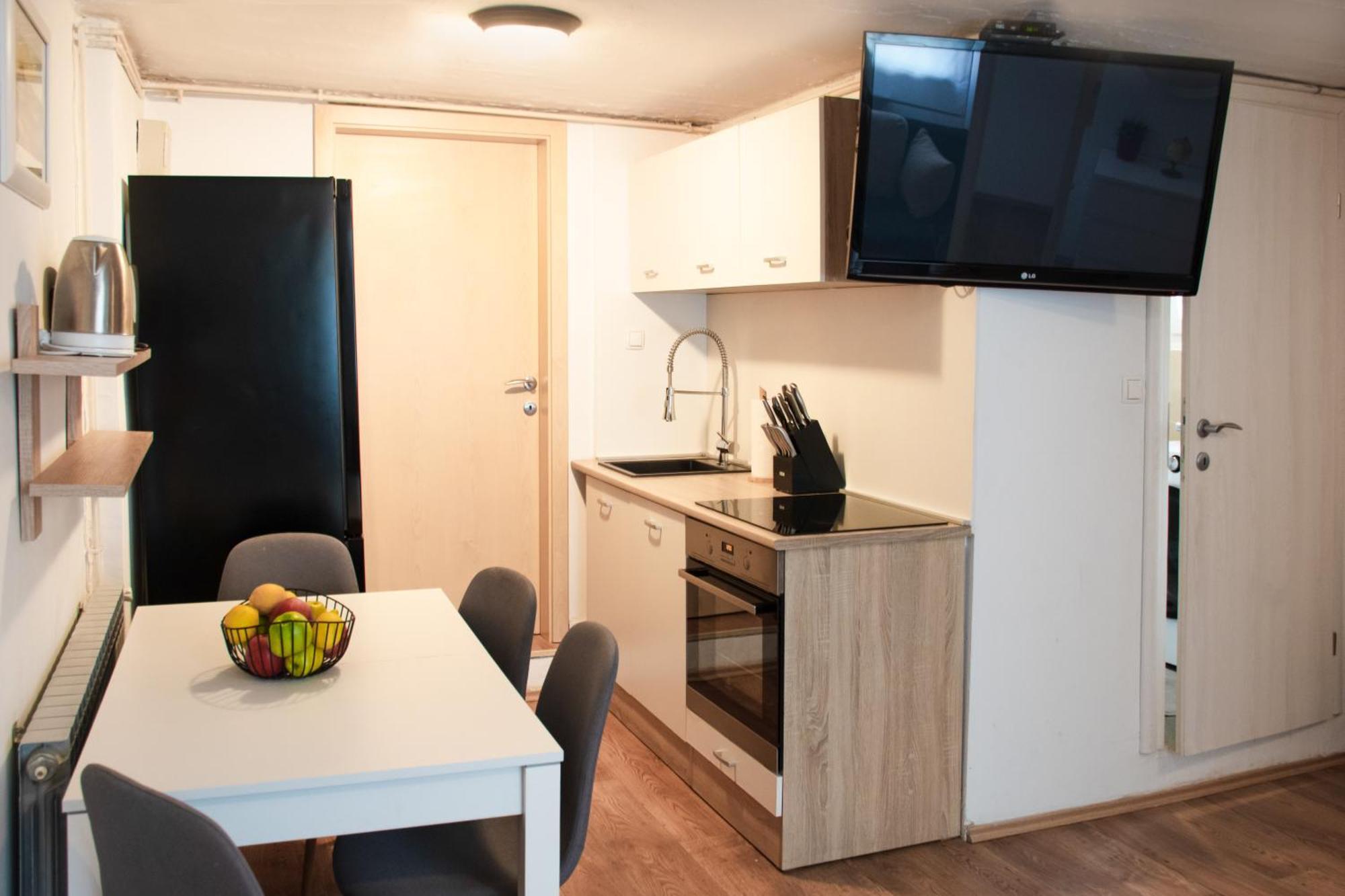 Twin-Magnolias Condo With Garden, Parking & Ev Station Zagreb Ngoại thất bức ảnh