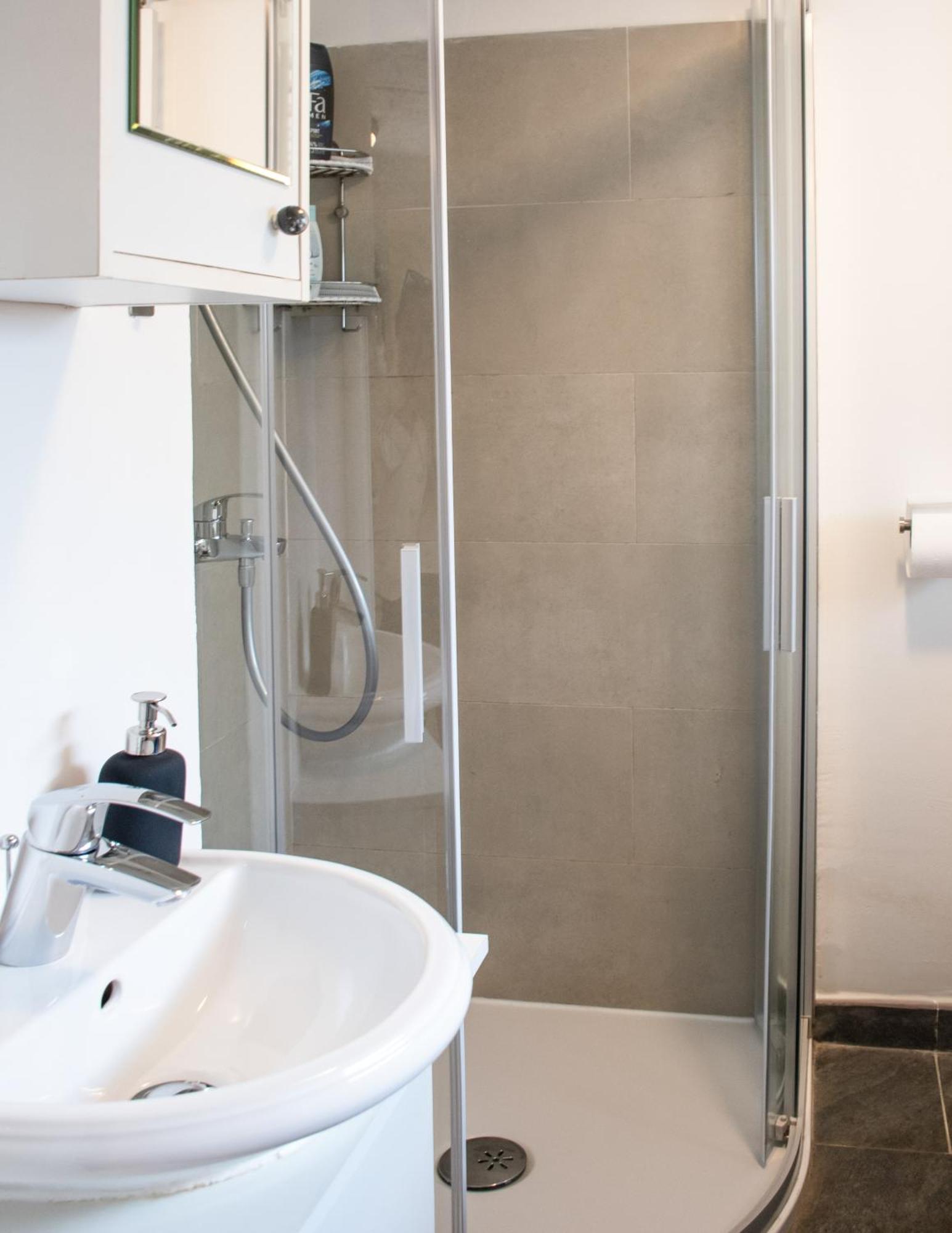 Twin-Magnolias Condo With Garden, Parking & Ev Station Zagreb Ngoại thất bức ảnh