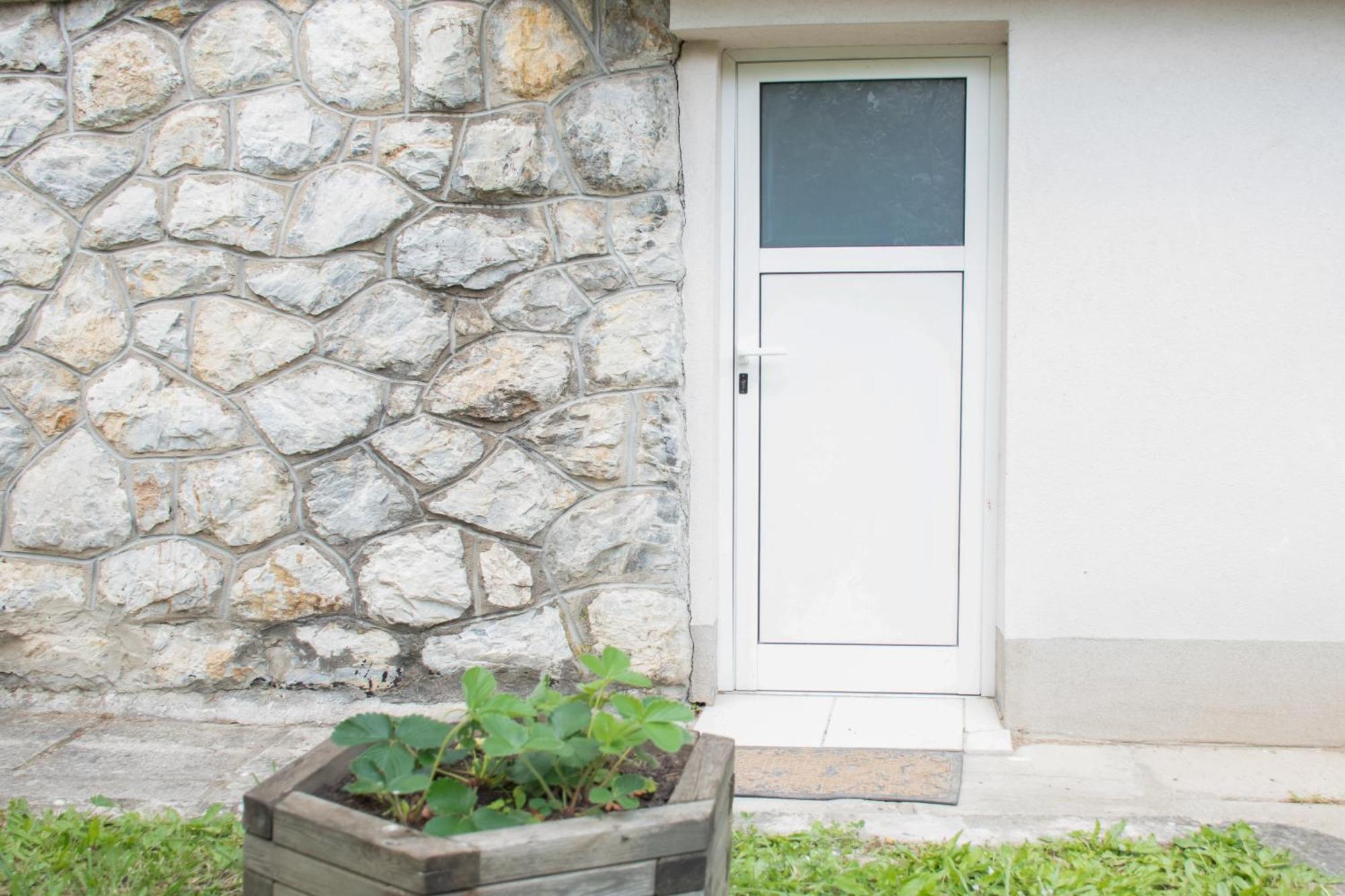 Twin-Magnolias Condo With Garden, Parking & Ev Station Zagreb Ngoại thất bức ảnh