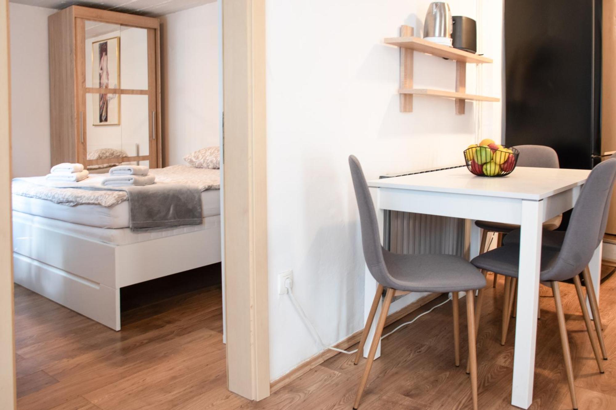 Twin-Magnolias Condo With Garden, Parking & Ev Station Zagreb Ngoại thất bức ảnh