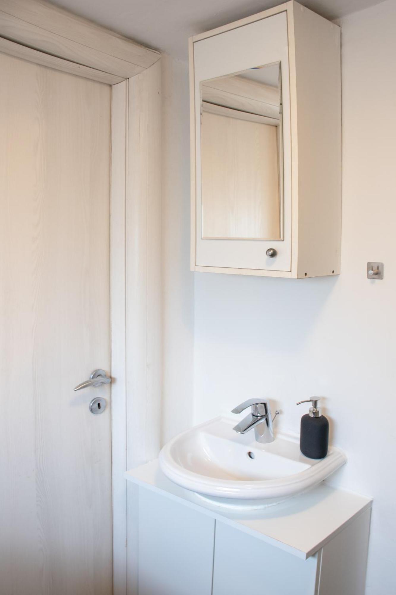 Twin-Magnolias Condo With Garden, Parking & Ev Station Zagreb Ngoại thất bức ảnh